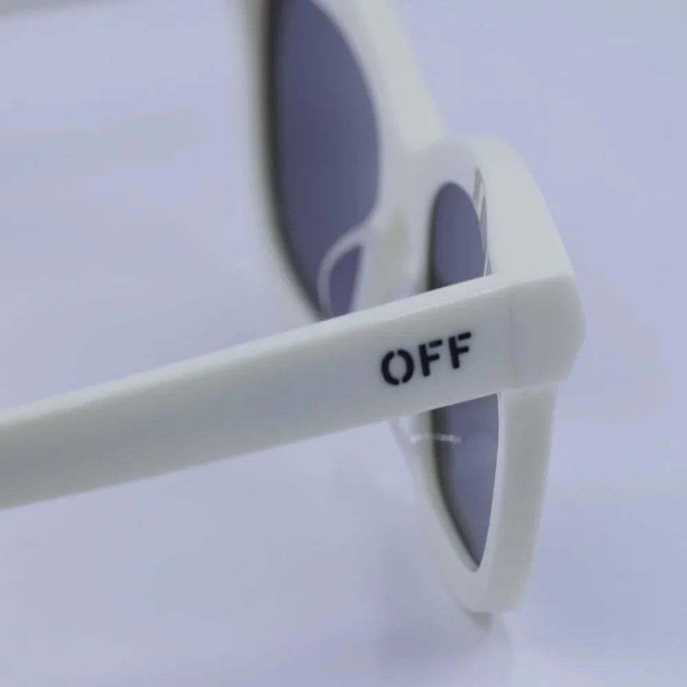 Off-White OERI143 LINCOLN 0107 Sunglasses White Square Frame, Grey Lenses